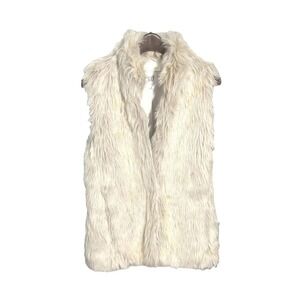 GAP KIDS Cream Faux Fur Vest fully lined with clasp closure size XXL‎